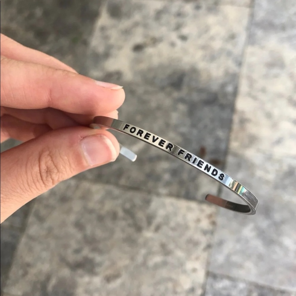 Mantraband